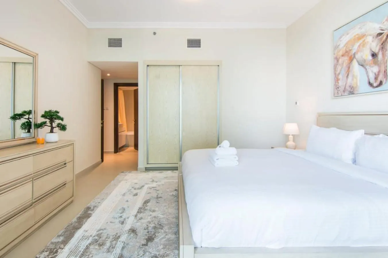 Al Bateen Residences, Jbr- Stunning 2-Br Apartment With Sea View Dubai